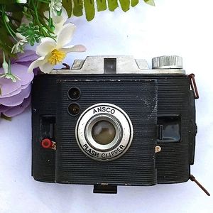 Vtg Camera